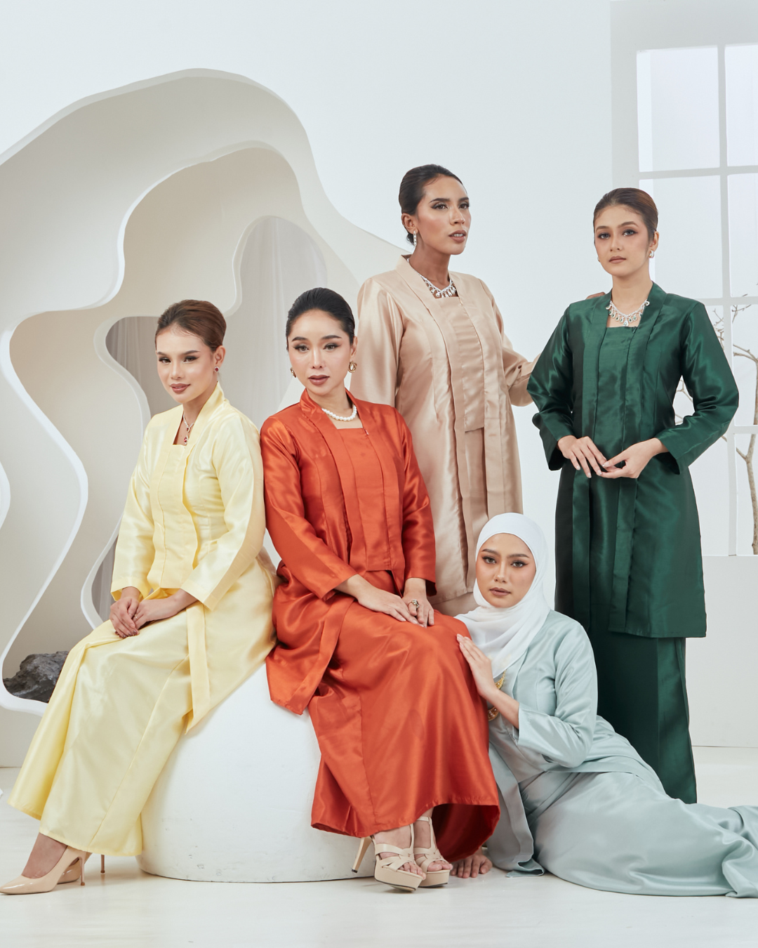 FLEUR – VINTAGE GRACE<br> <em>Lembut pada rupa, abadi pada jiwa</em>